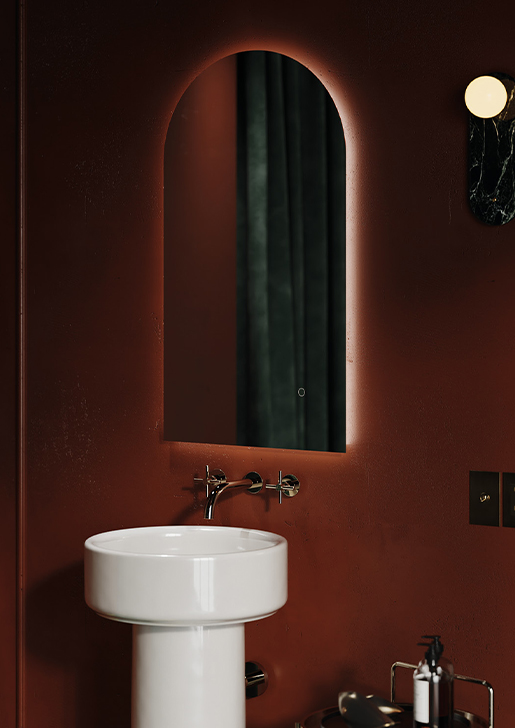 Collezione Archi, specchi da bagno a led e accensione touch
